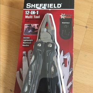 New in Pkg -Sheffield 12 in 1 Multi-Tool